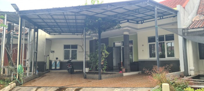  Rumah disewakan di Taman Beverly Lippo Cikarang